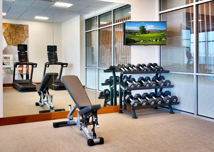 Hotel Springhill By Marriott 3*