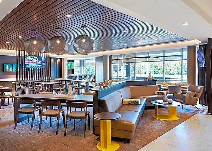 Springhill By Marriott 3*